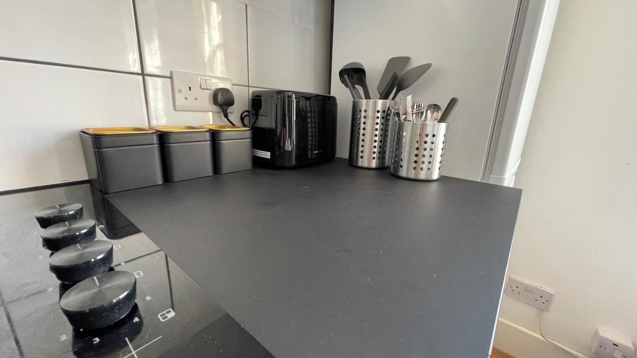 Lovely Studio Flat In The Heart Of Holloway. London Exterior photo