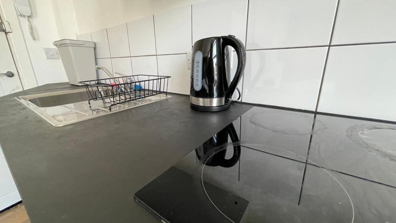 Lovely Studio Flat In The Heart Of Holloway. London Exterior photo